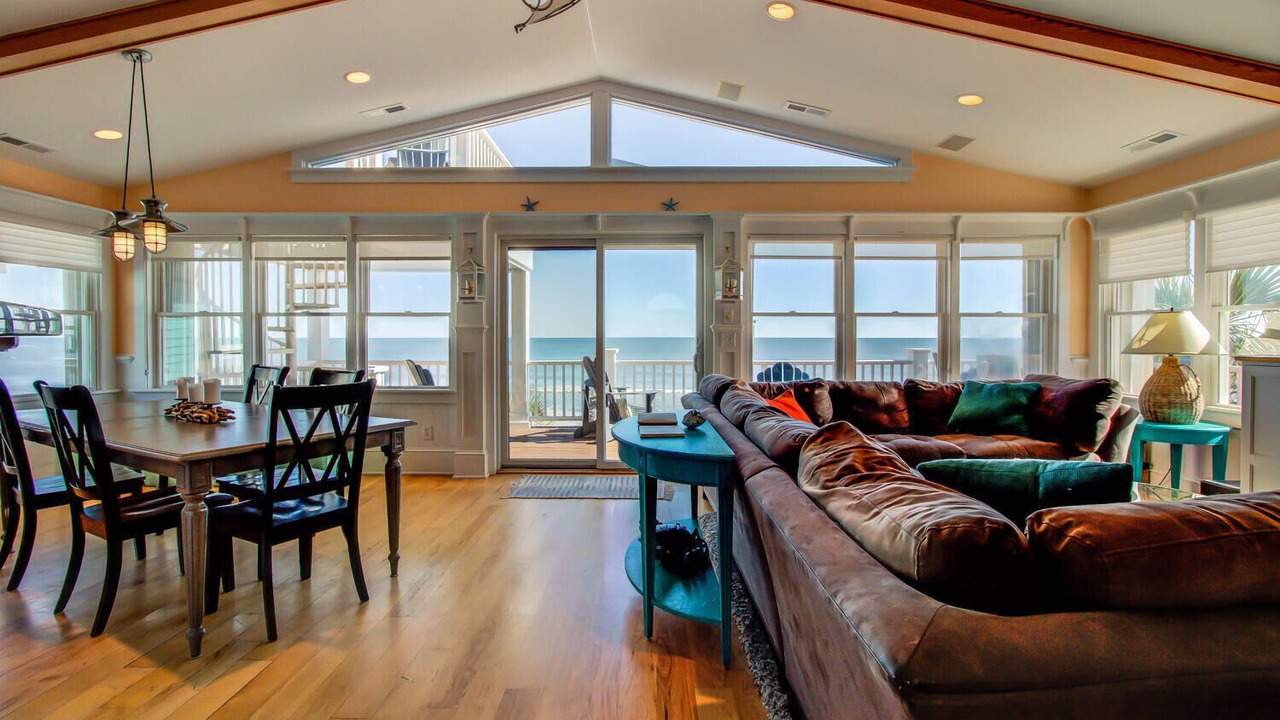 Photo of Livingroom in North Carolina Coast