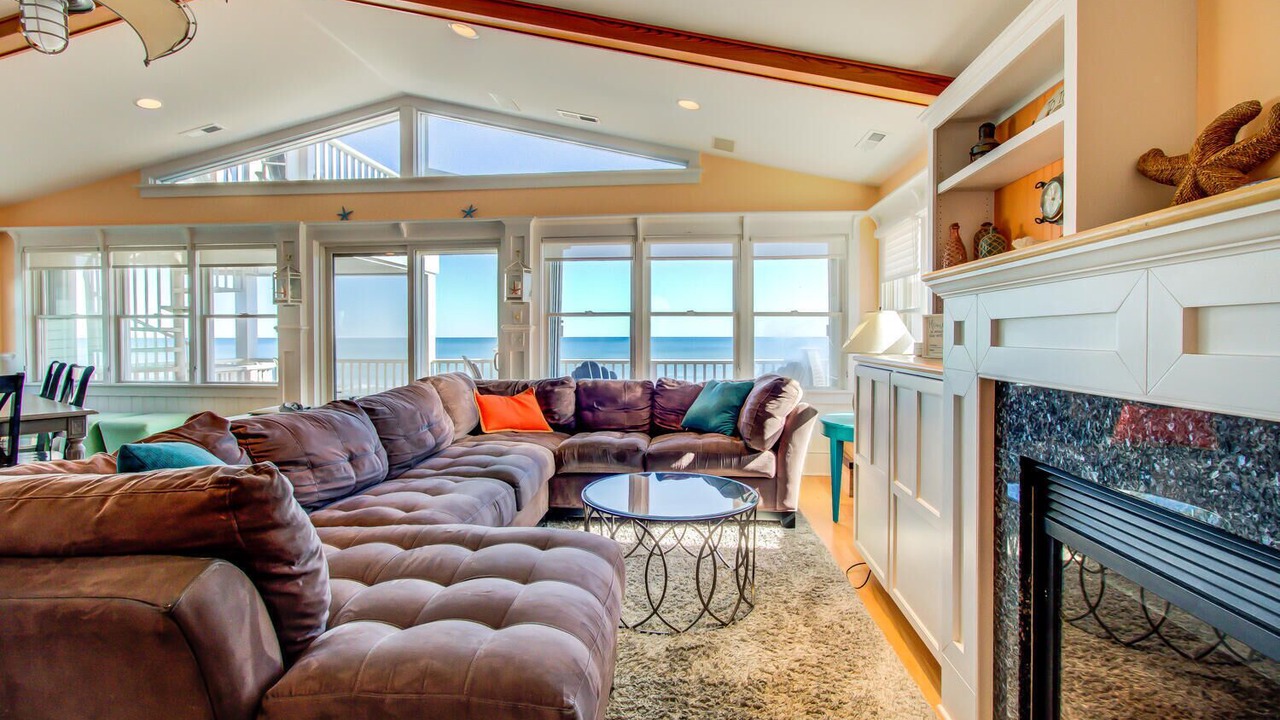 Photo of Livingroom in North Carolina Coast
