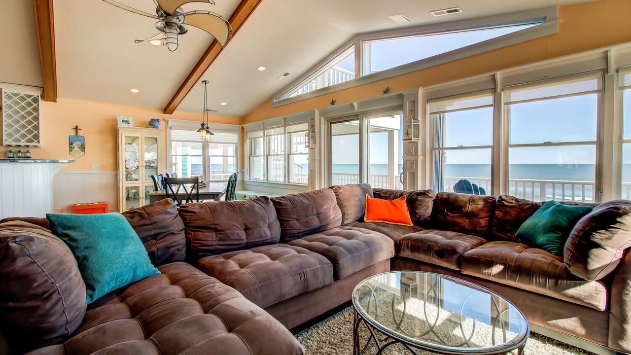 Photo of Livingroom in North Carolina Coast