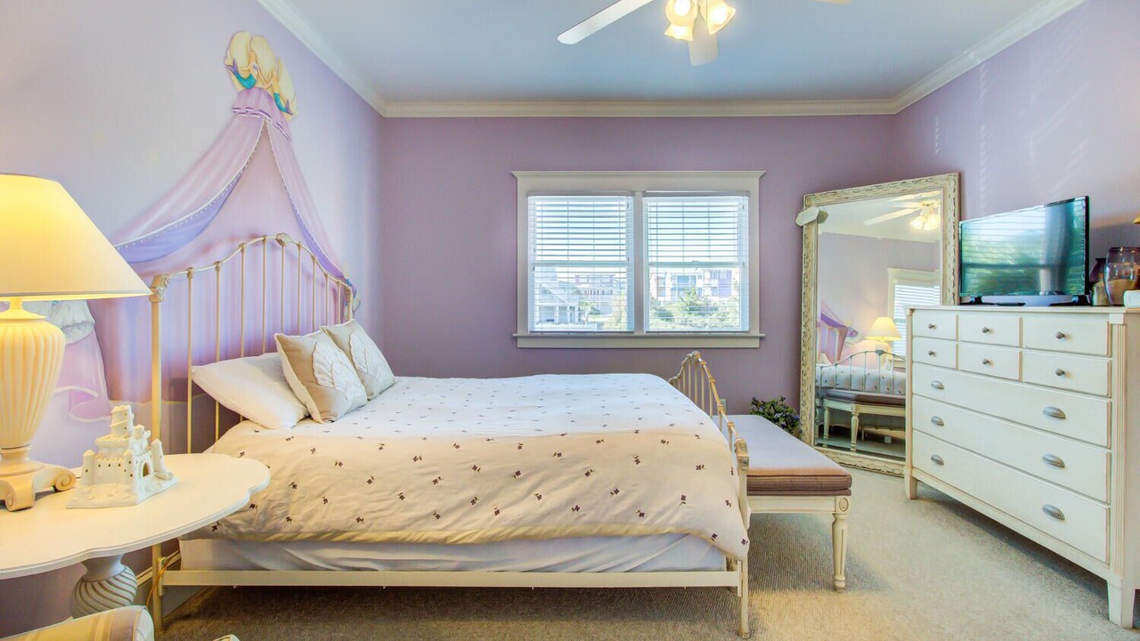 Photo of Bedroom in North Carolina Coast