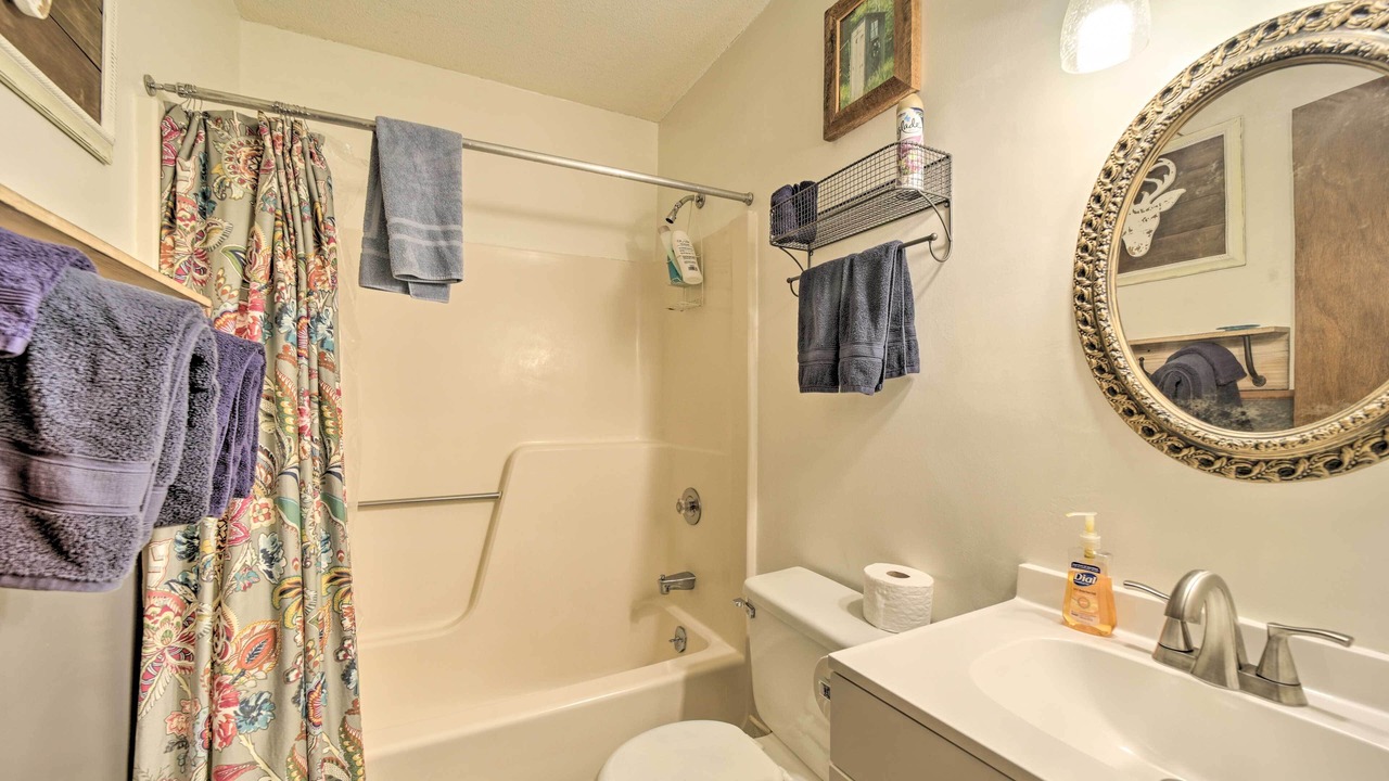 Photo of Bathroom in Otto