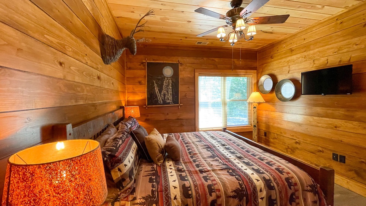 Photo of Bedroom in Bryson City