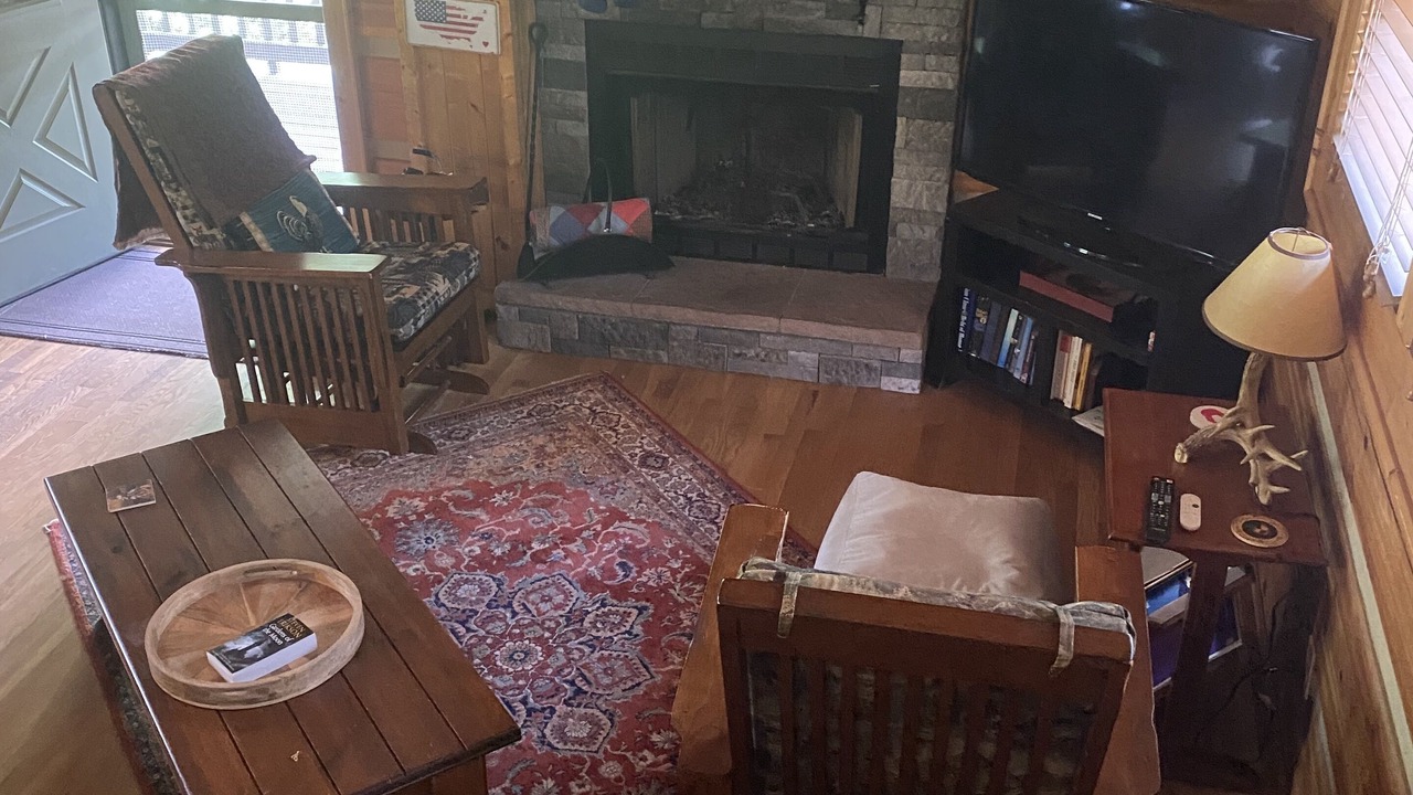 Photo of Livingroom in Canton