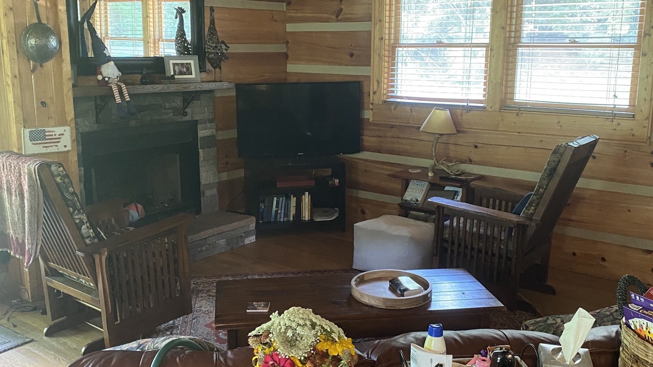 Photo of Livingroom in Canton
