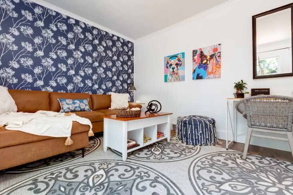 Photo of Livingroom in Winston - Salem
