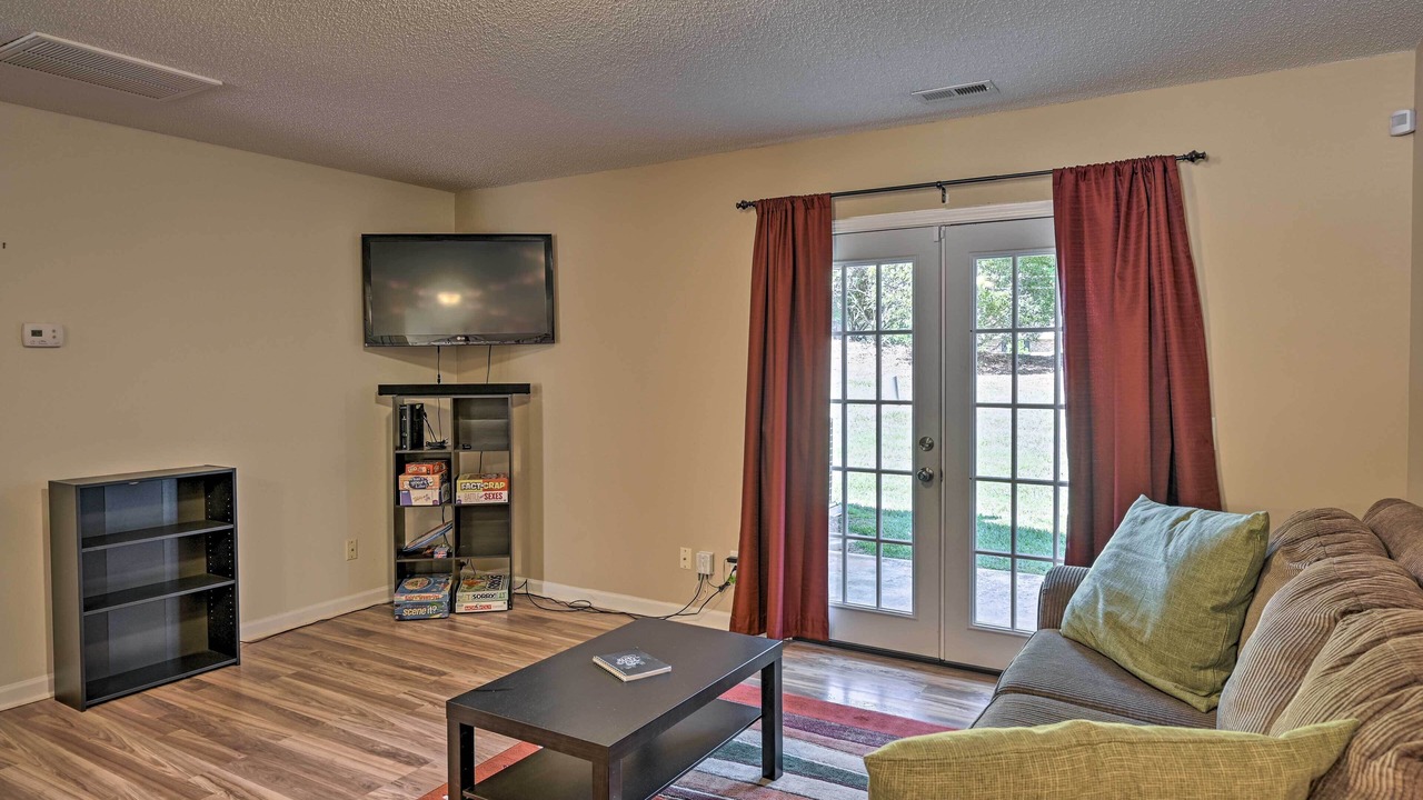 Photo of Livingroom in Greensboro