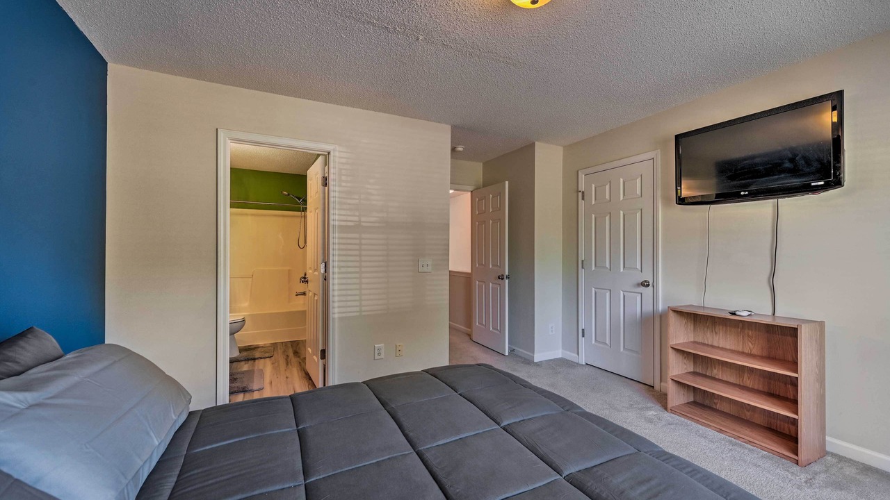 Photo of Bedroom in Greensboro