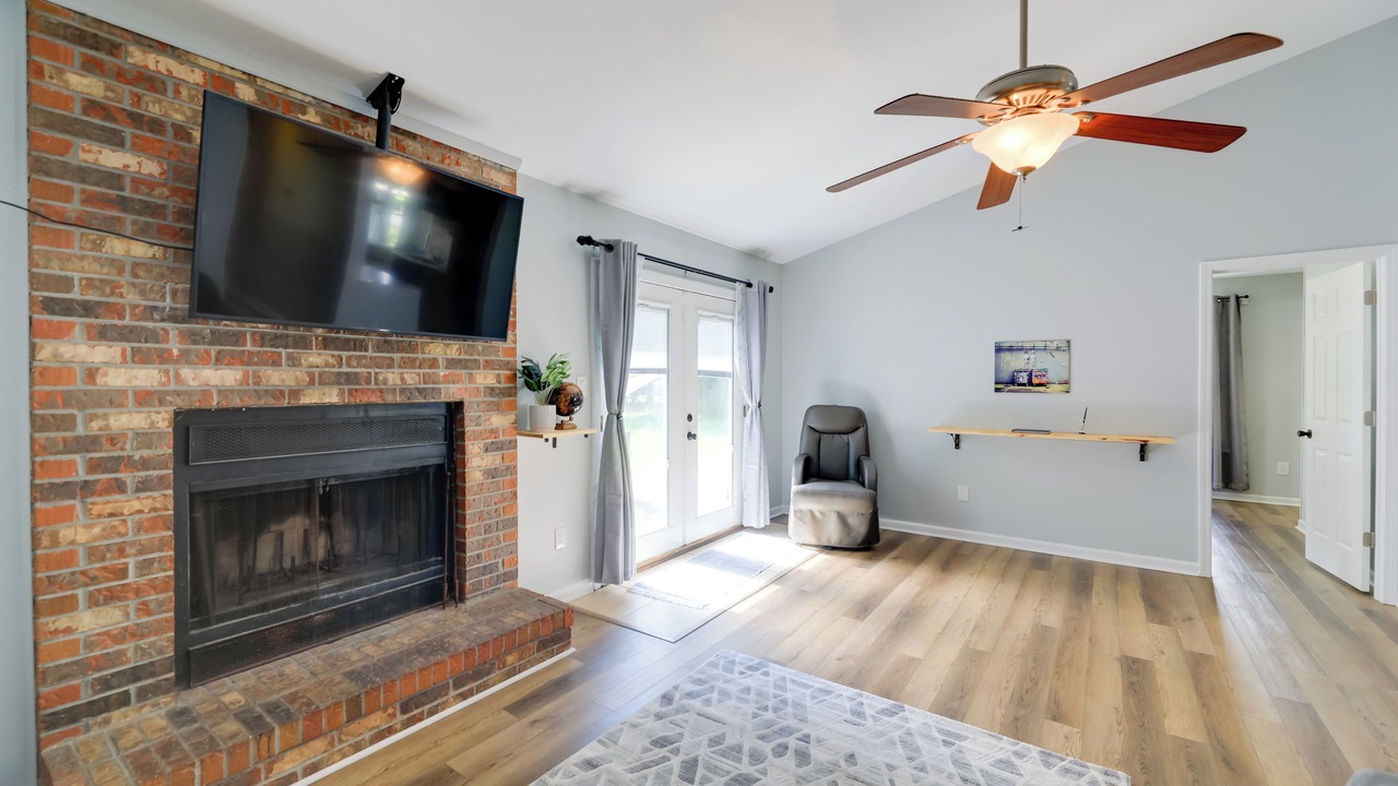 Photo of Livingroom in Piney Green