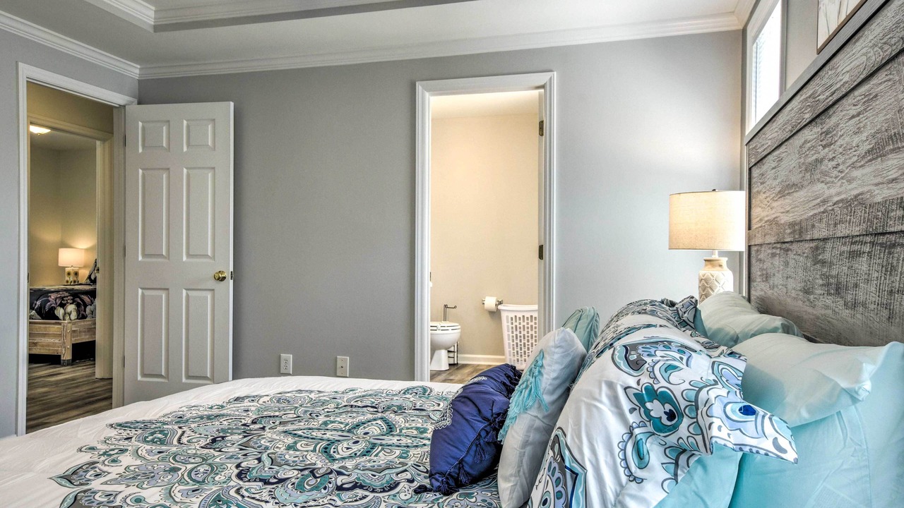 Photo of Bedroom in Apex