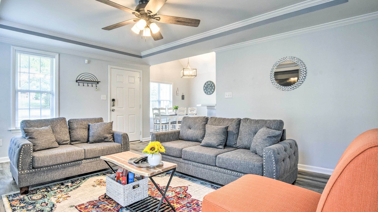 Photo of Livingroom in Apex