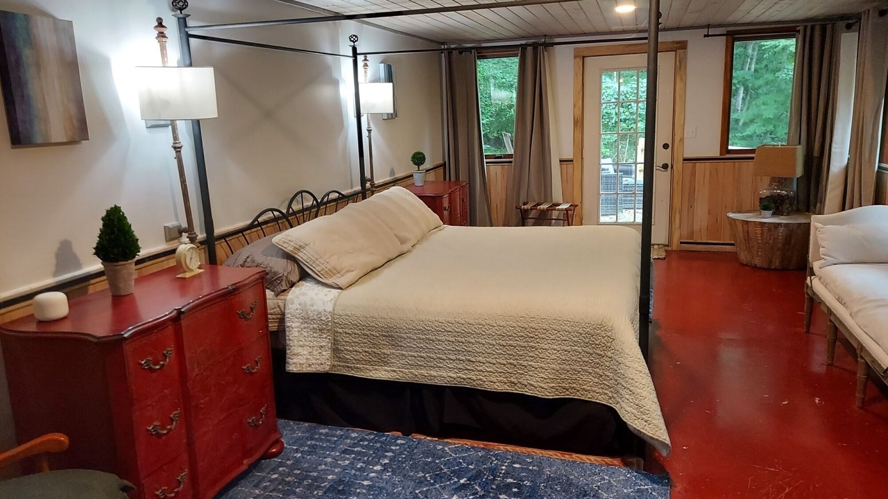 Photo of Bedroom in Clyde