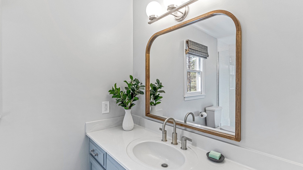 Photo of Bathroom in Hendersonville