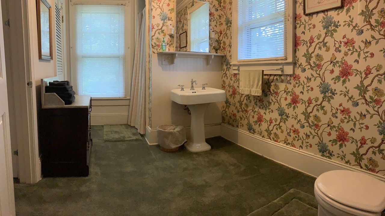 Photo of Bathroom in Lattimore