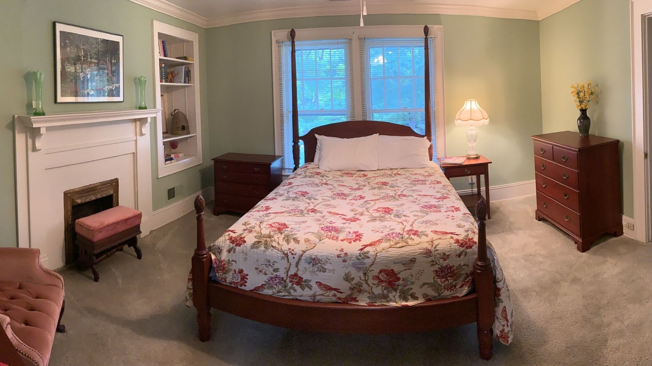Photo of Bedroom in Lattimore