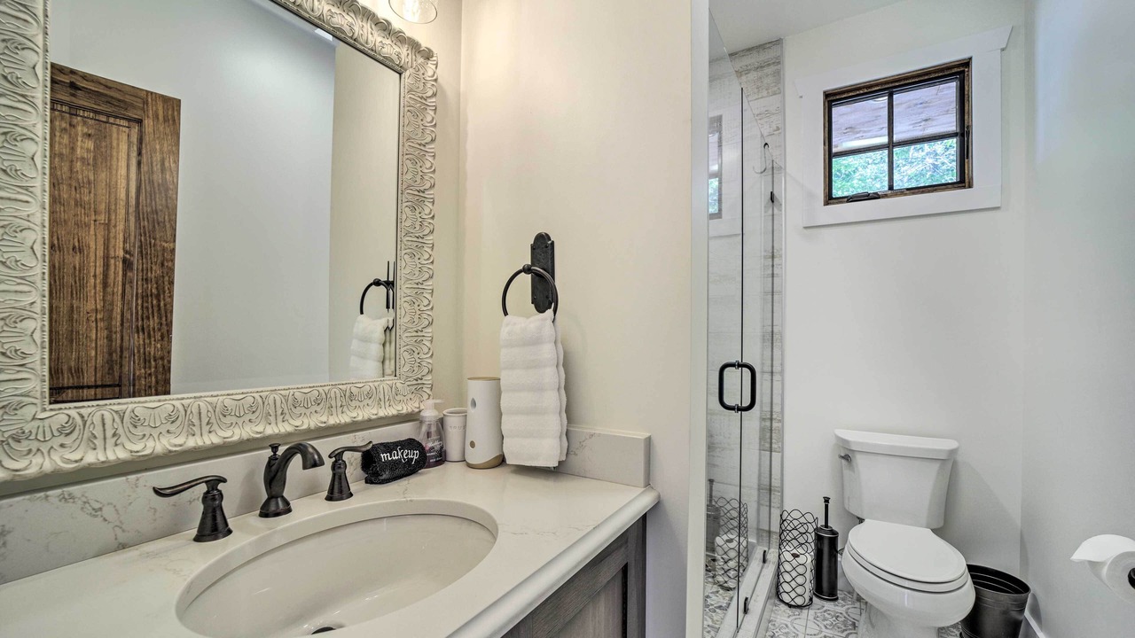 Photo of Bathroom in Glenville