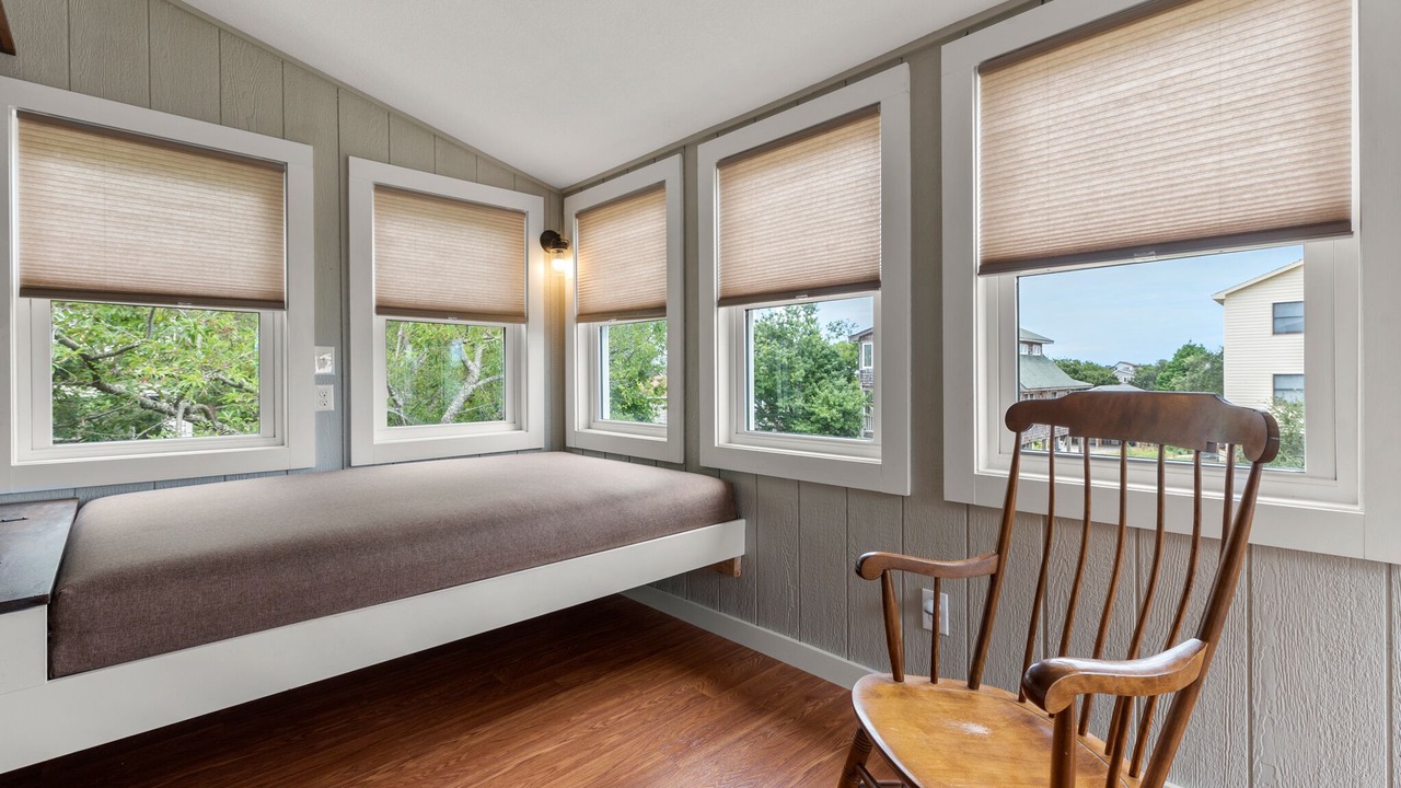 Photo of Bedroom in Colington