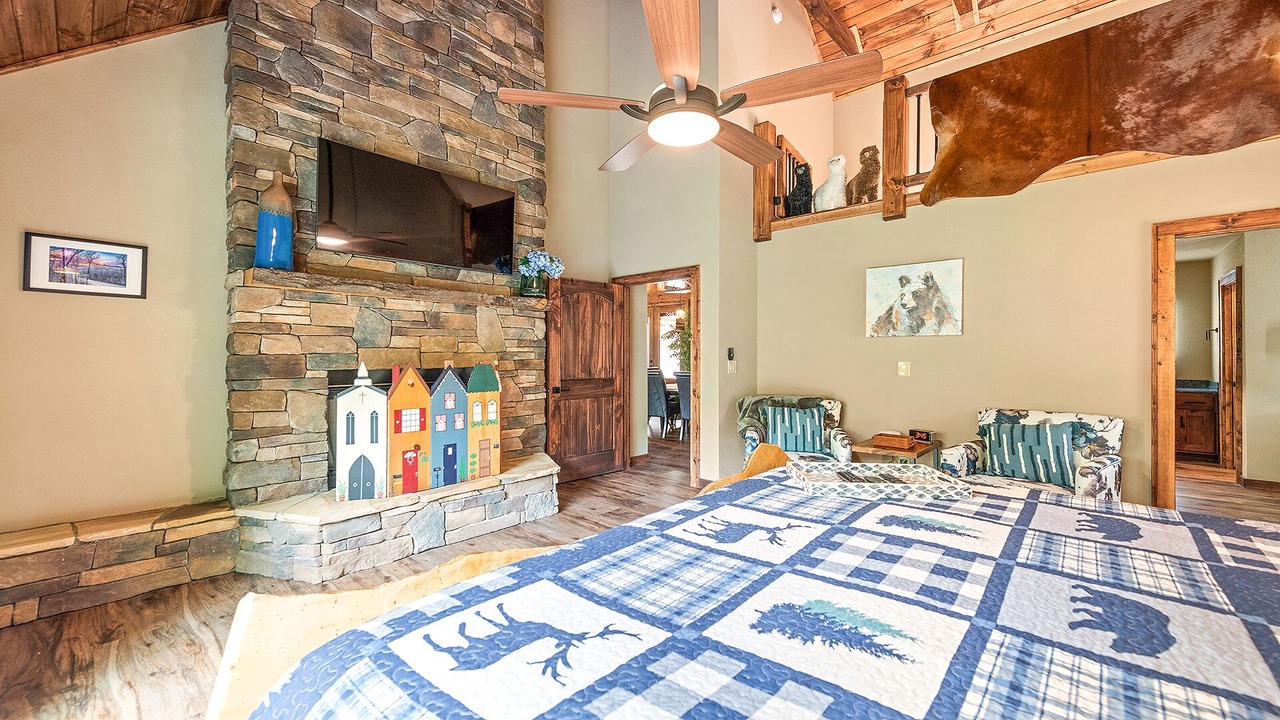 Photo of Bedroom in Maggie Valley