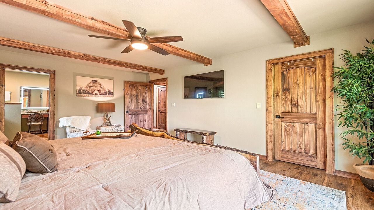 Photo of Bedroom in Maggie Valley