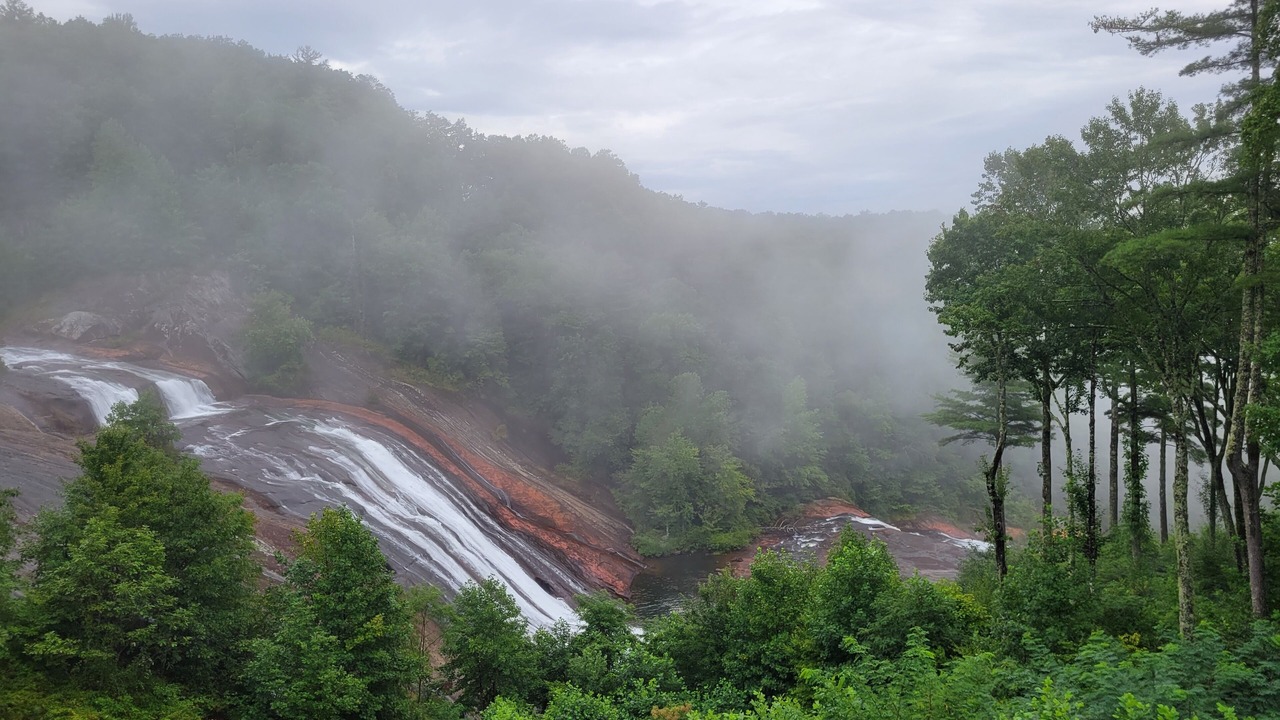 Photo of Others in Lake Toxaway