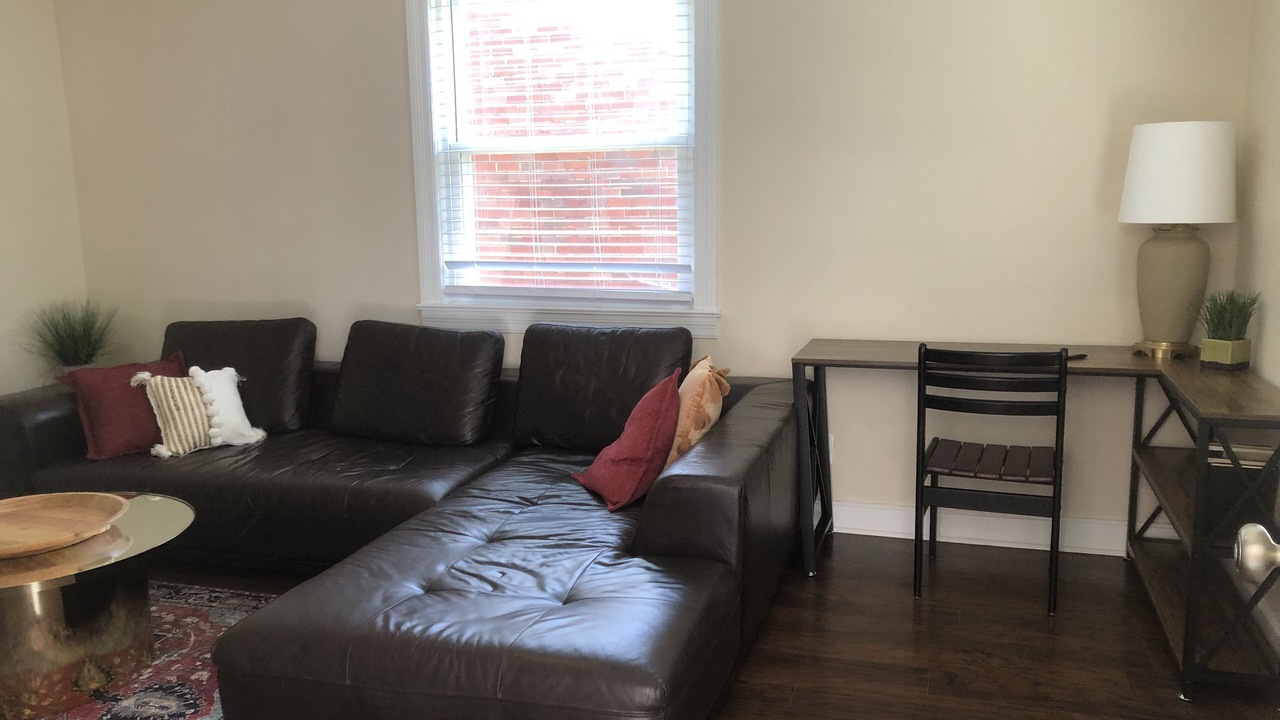 Photo of Bedroom in Inglewood