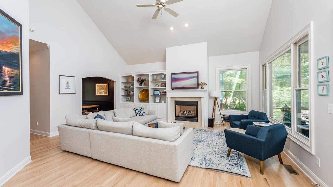 Photo of Livingroom in Lake Lure