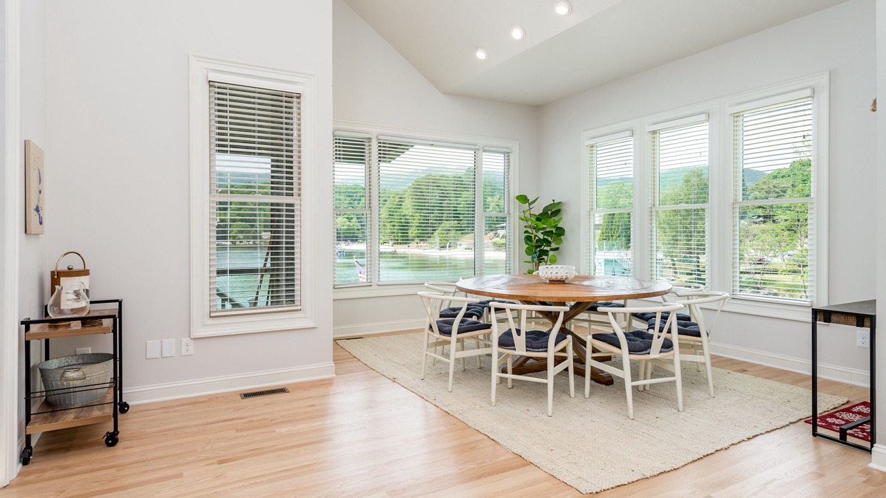 Photo of Outdoor in Lake Lure