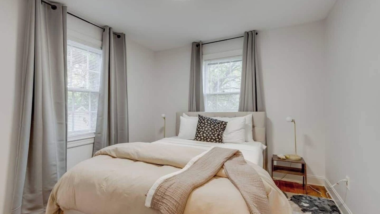 Photo of Bedroom in Belmont - Hillsboro