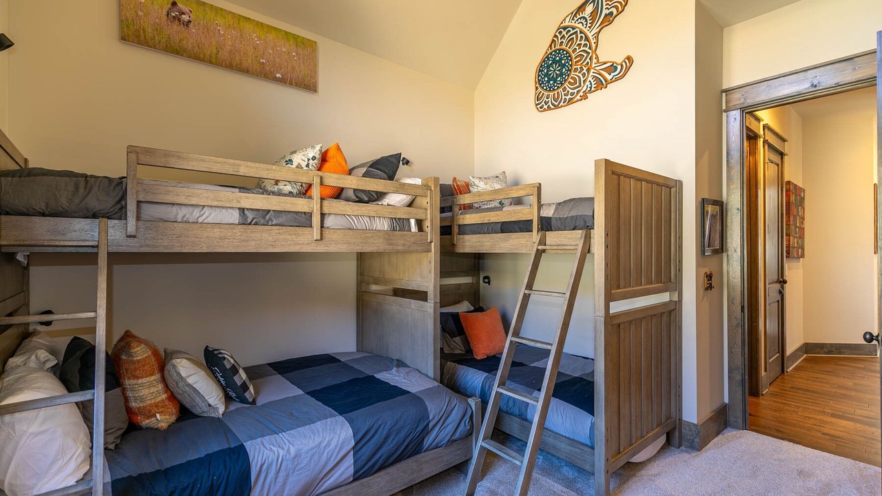 Photo of Bedroom in Mill Ridge