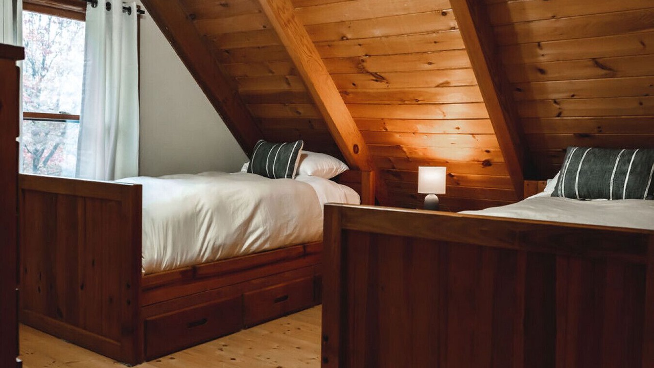Photo of Bedroom in Purlear