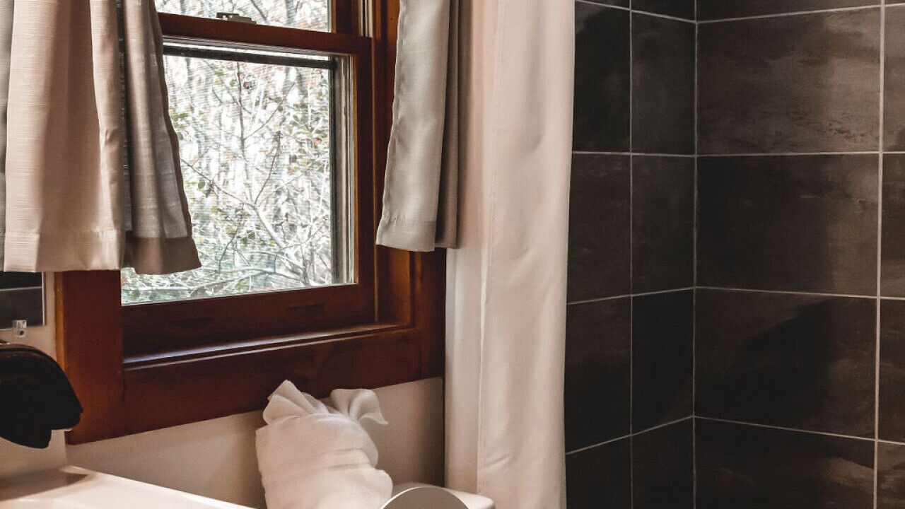 Photo of Bathroom in Purlear