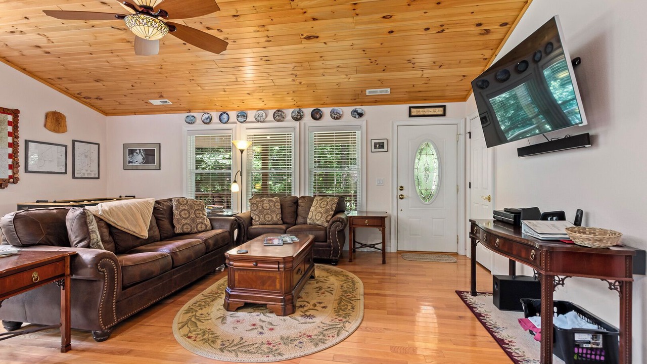 Photo of Livingroom in Murphy