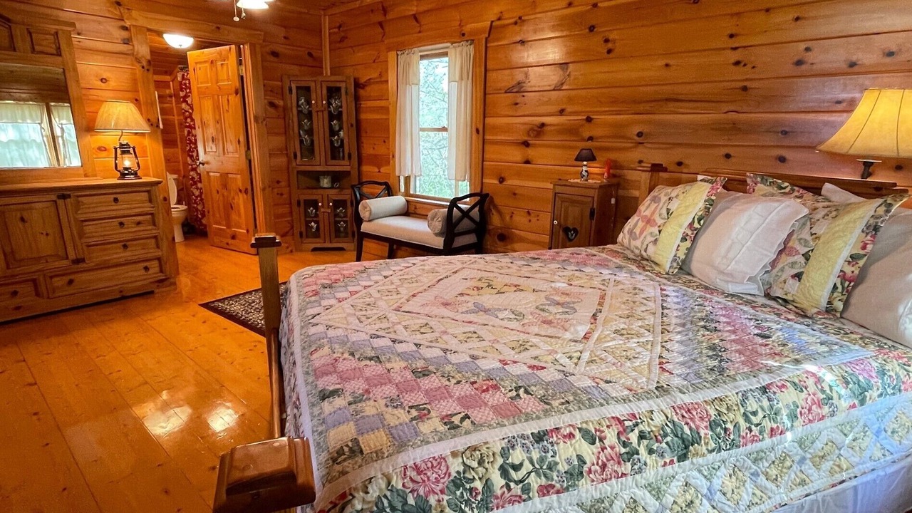 Photo of Bedroom in Murphy