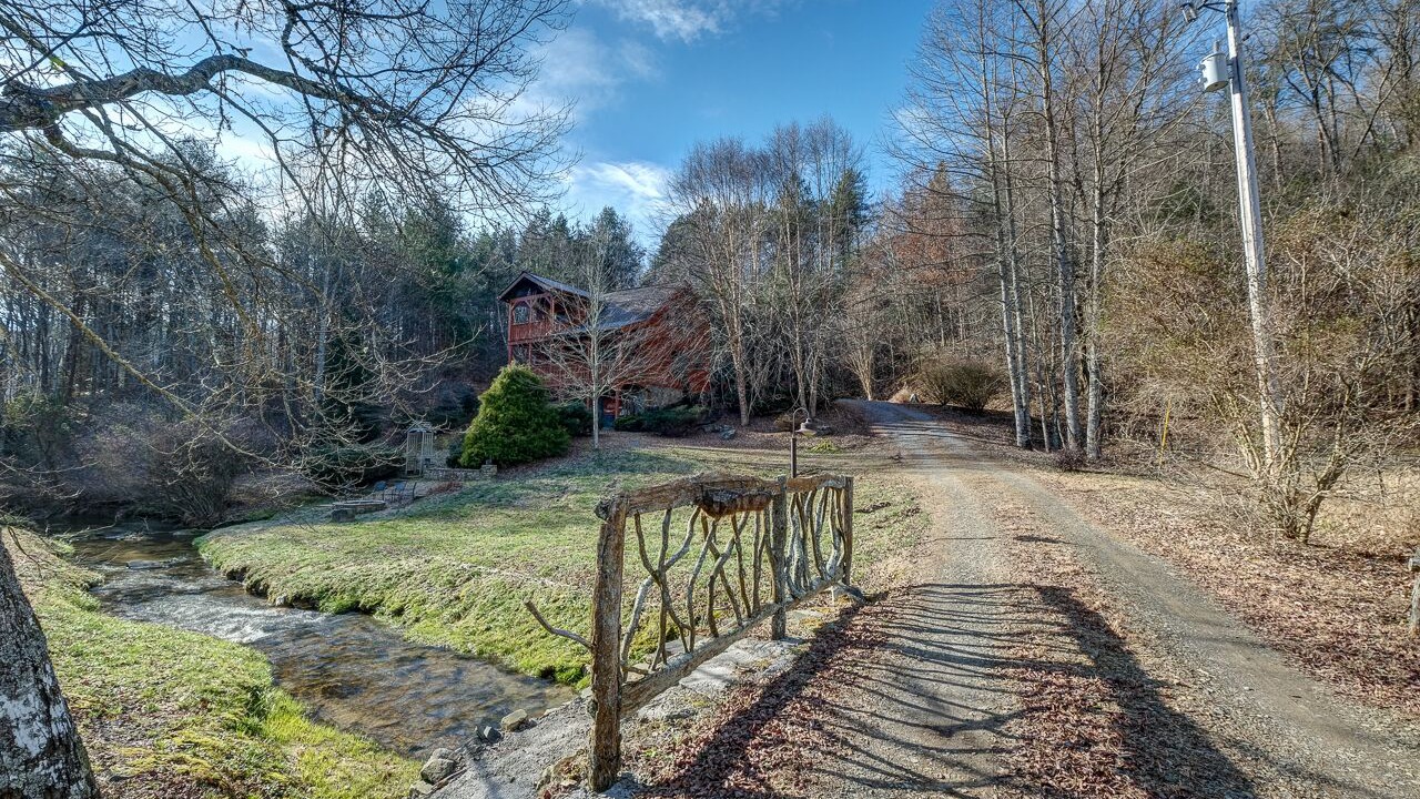 Photo of Outdoor in Murphy