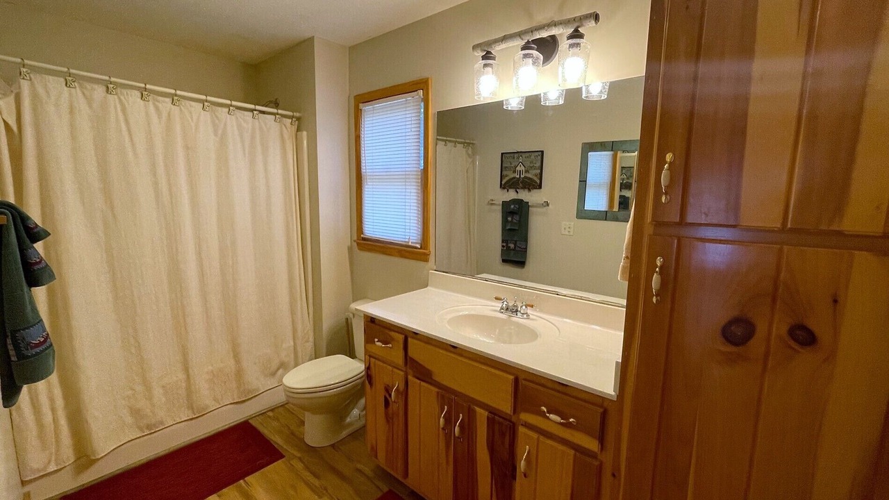 Photo of Bathroom in Murphy