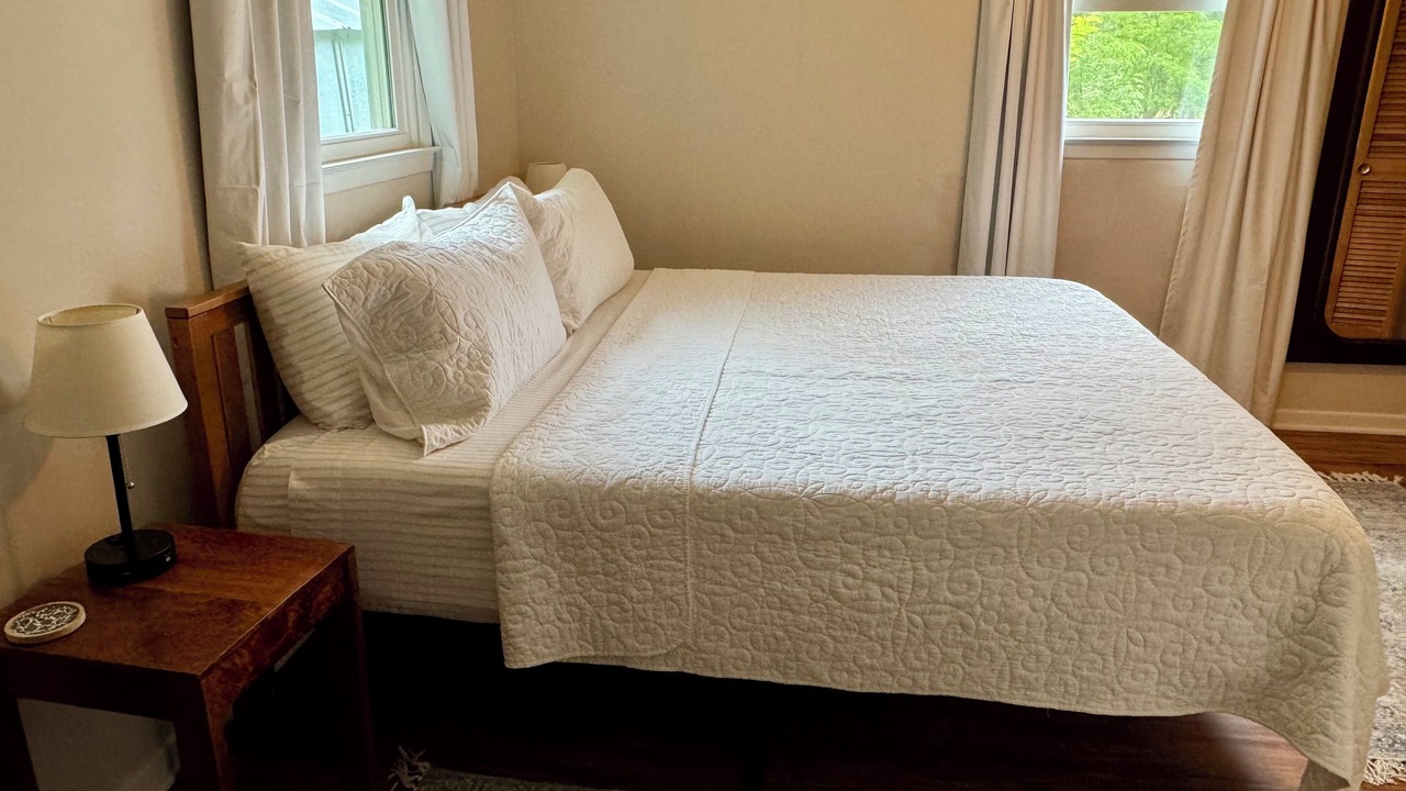 Photo of Bedroom in Burnsville