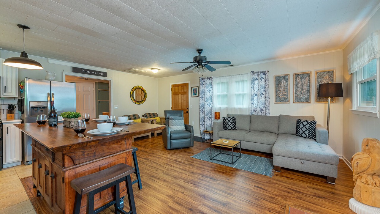 Photo of Bedroom in Burnsville