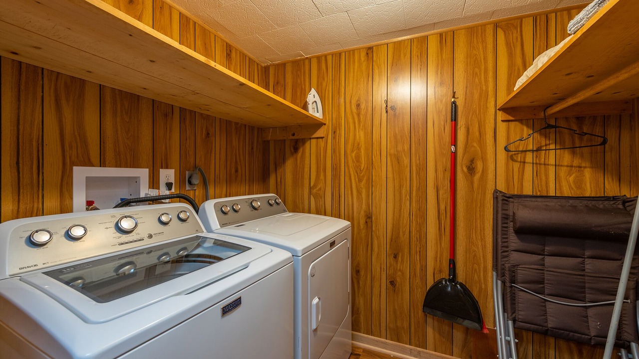 Photo of Bedroom in Burnsville
