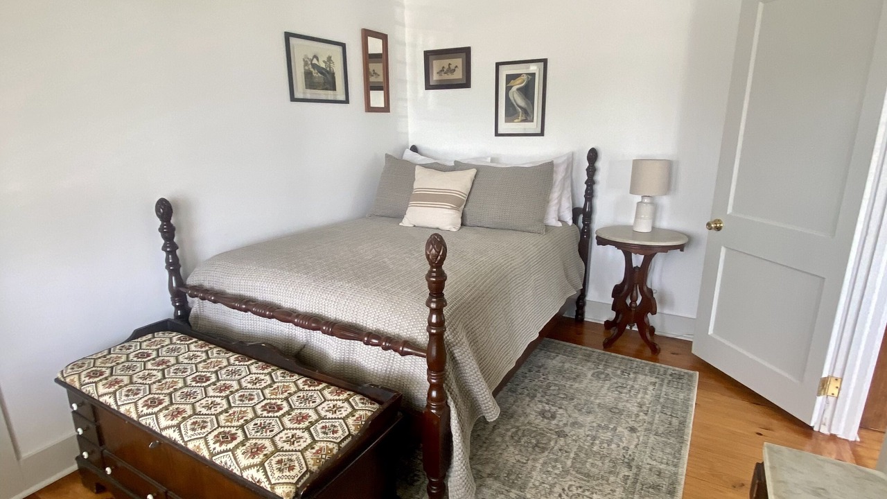 Photo of Bedroom in Harkers Island