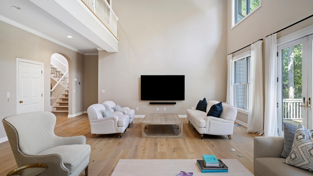 Photo of Livingroom in Vanderhorst Plantation