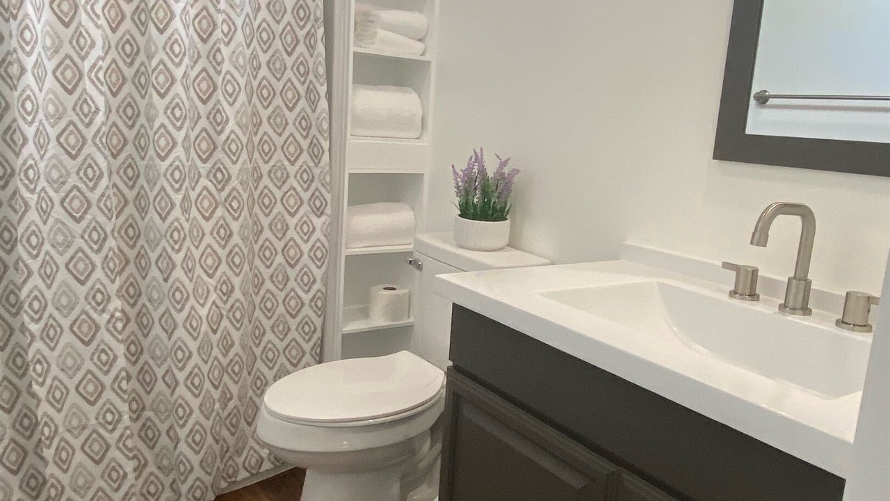 Photo of Bathroom in Boger City