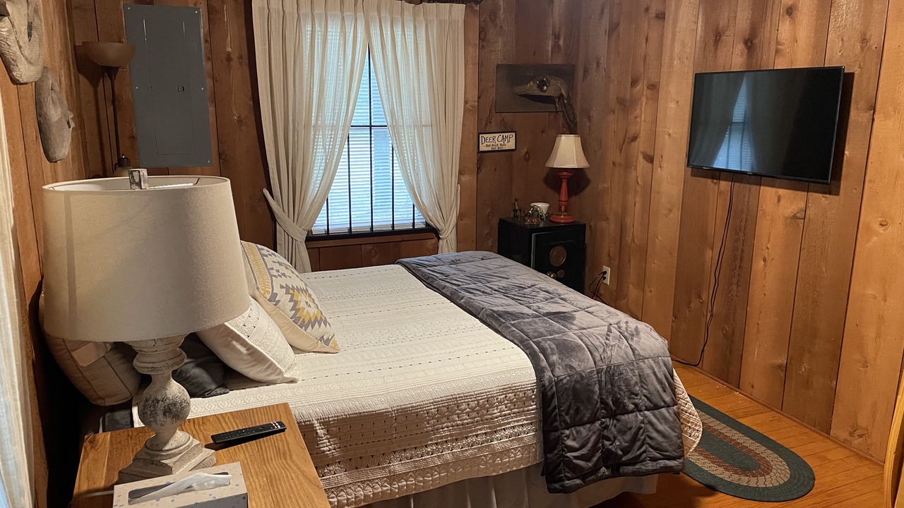 Photo of Bedroom in Quewhiffle