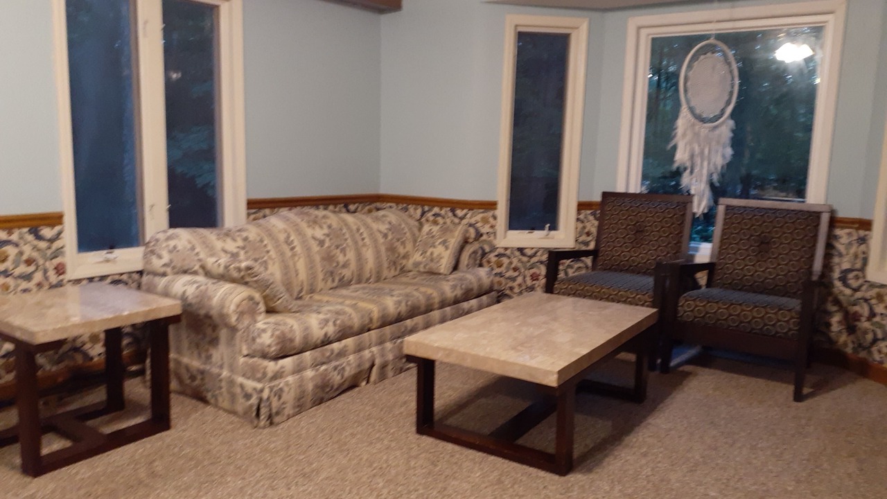 Photo of Livingroom in McCain