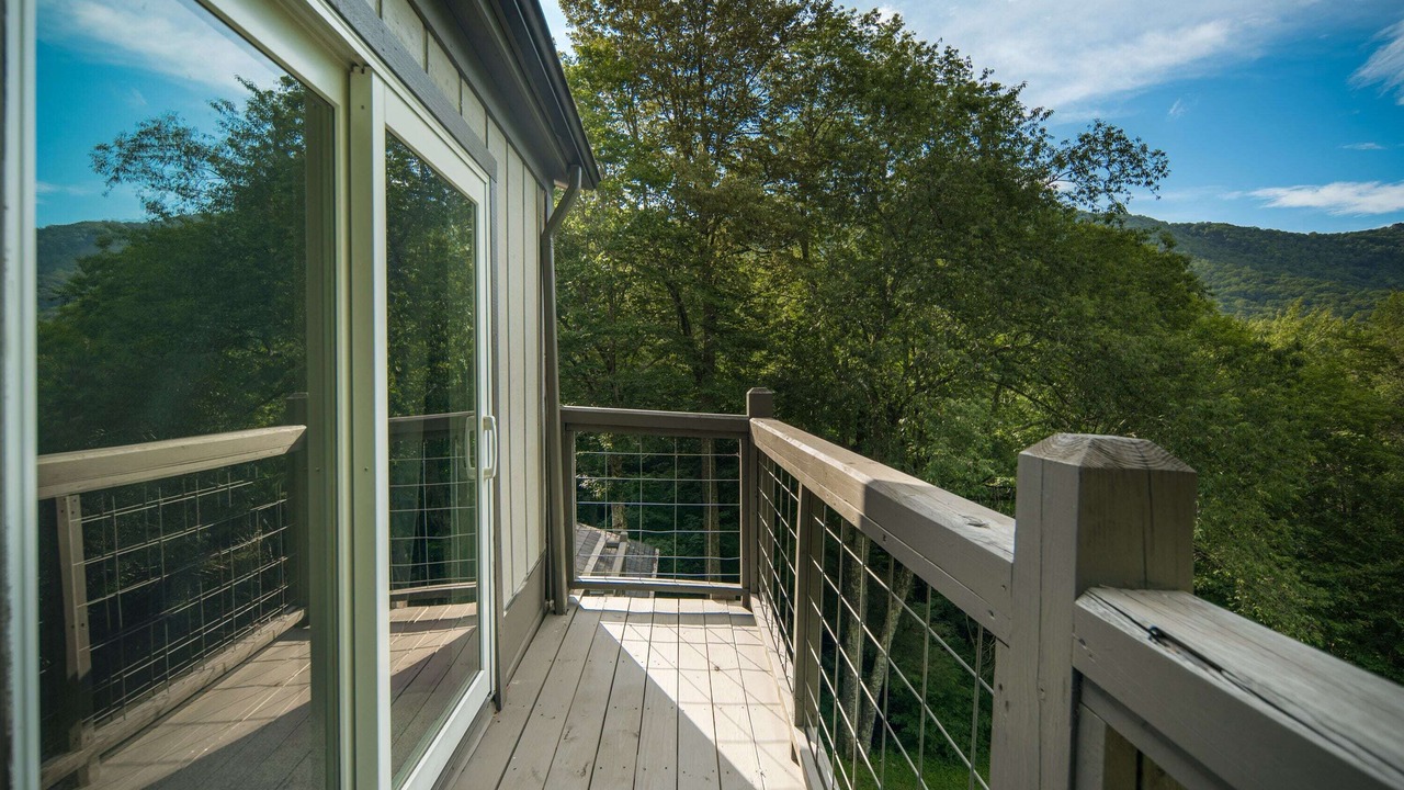 Photo of Patio Balcony in Banner Elk