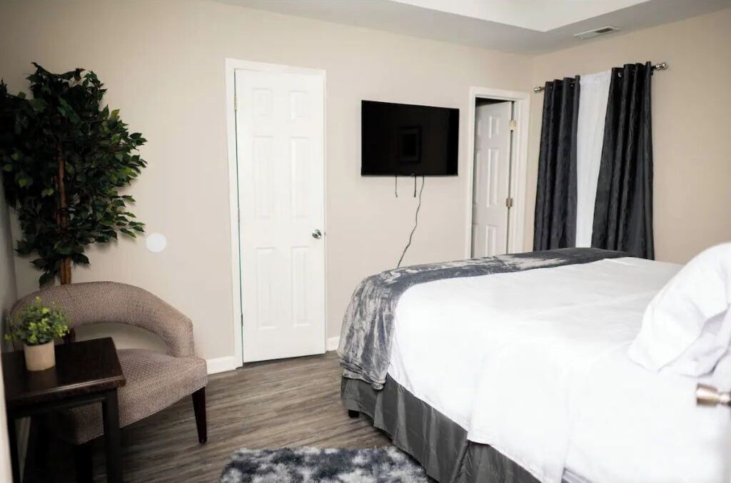 Photo of Bedroom in University Place