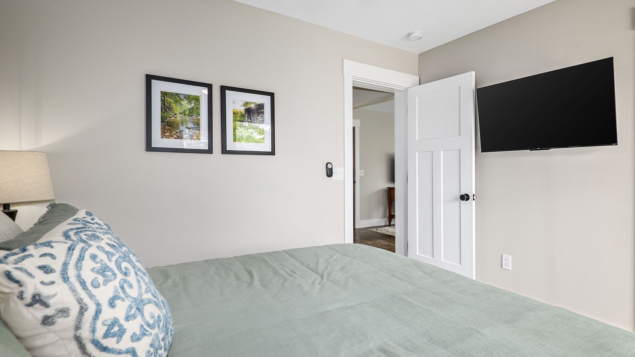 Photo of Bedroom in Weaverville