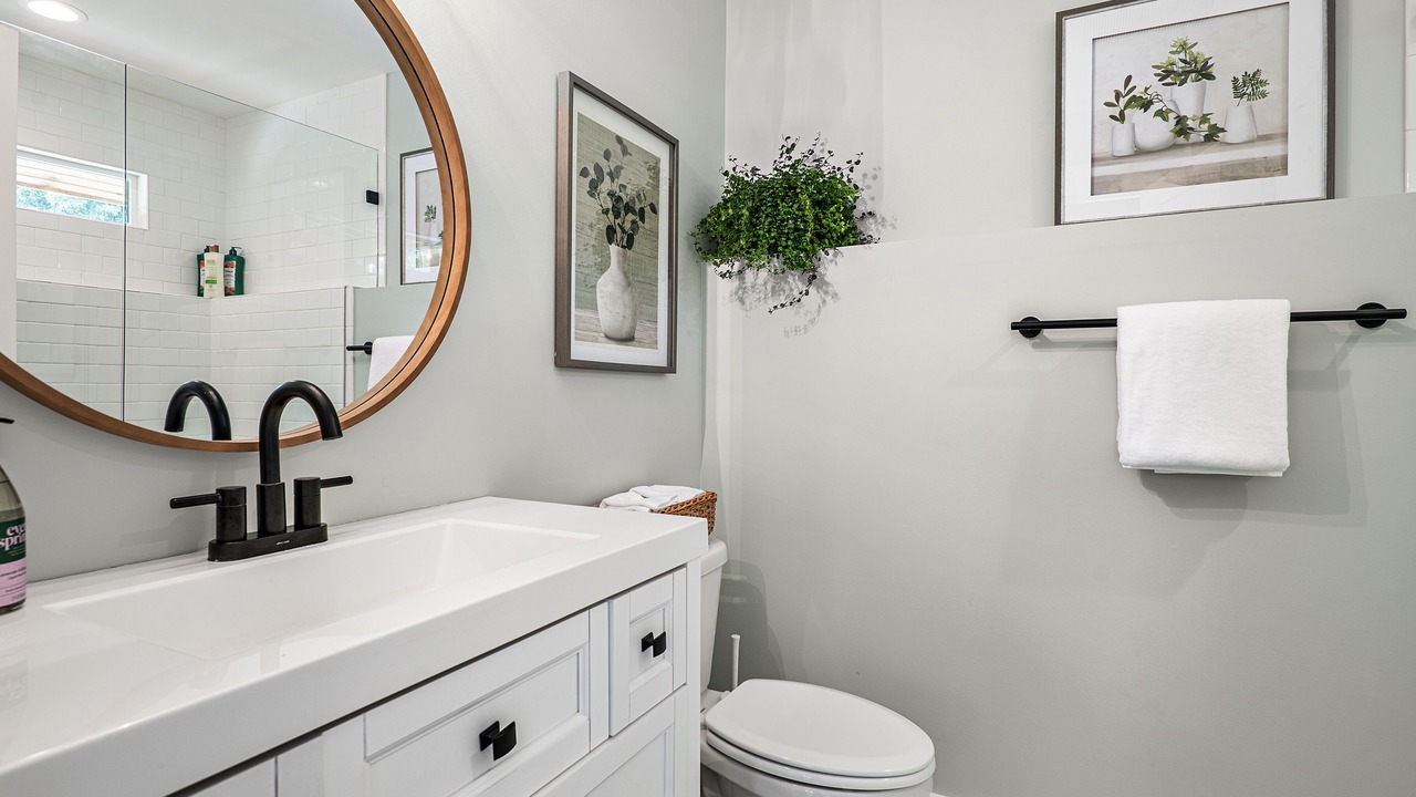 Photo of Bathroom in Weaverville