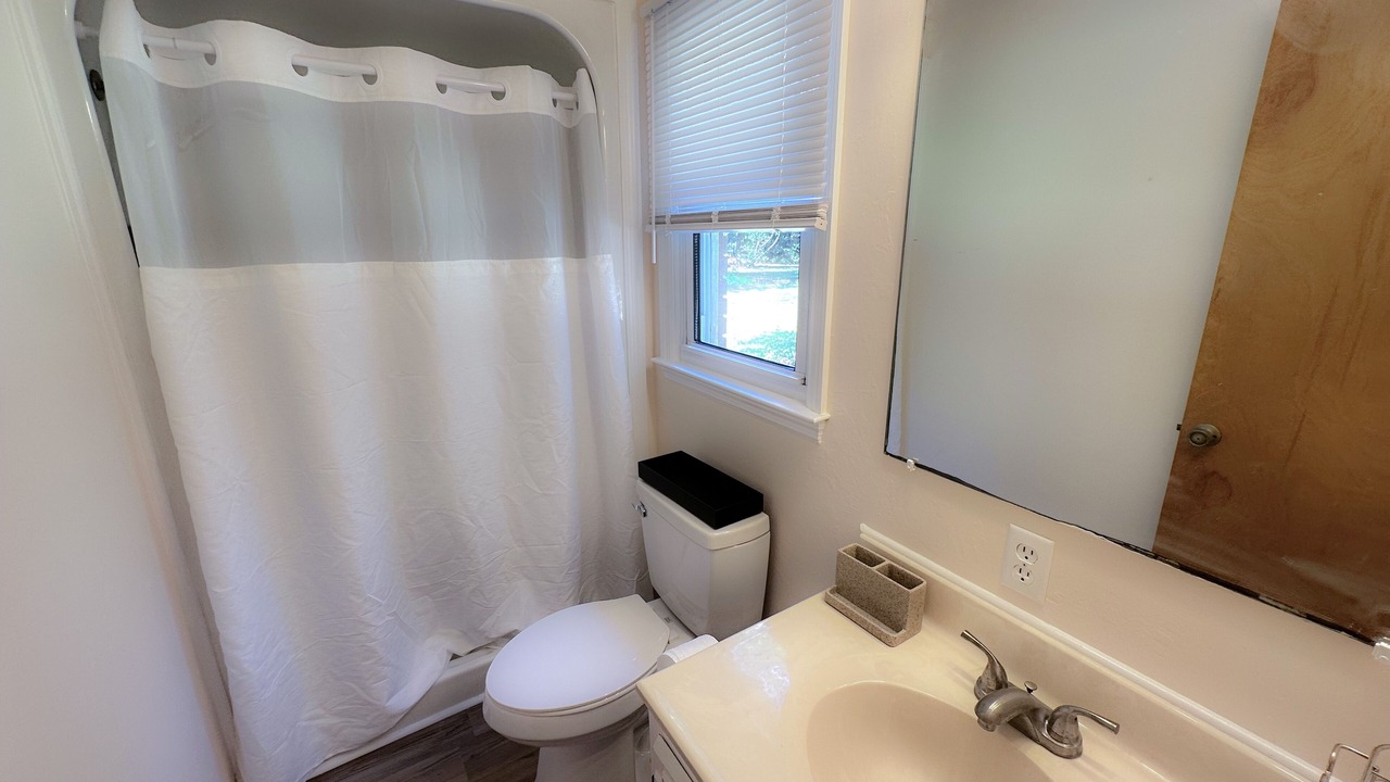 Photo of Bathroom in Straits