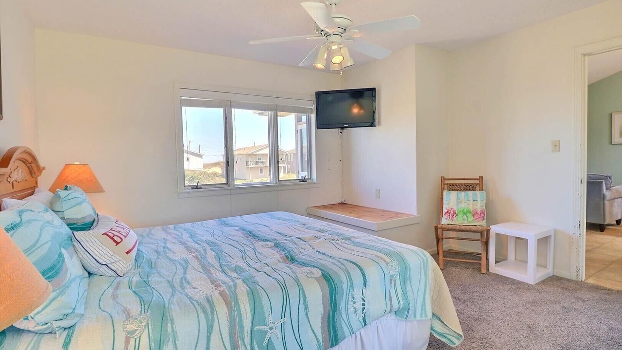 Photo of Bedroom in Sea Scape