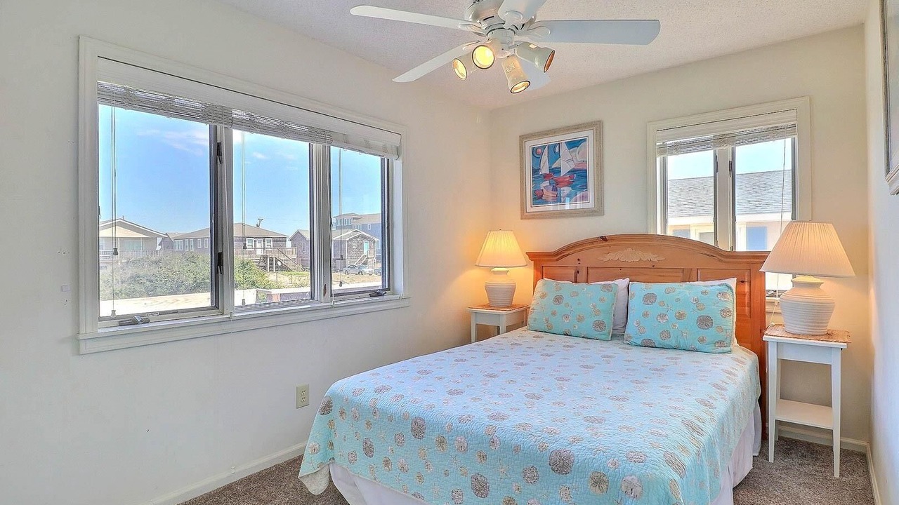 Photo of Bedroom in Sea Scape