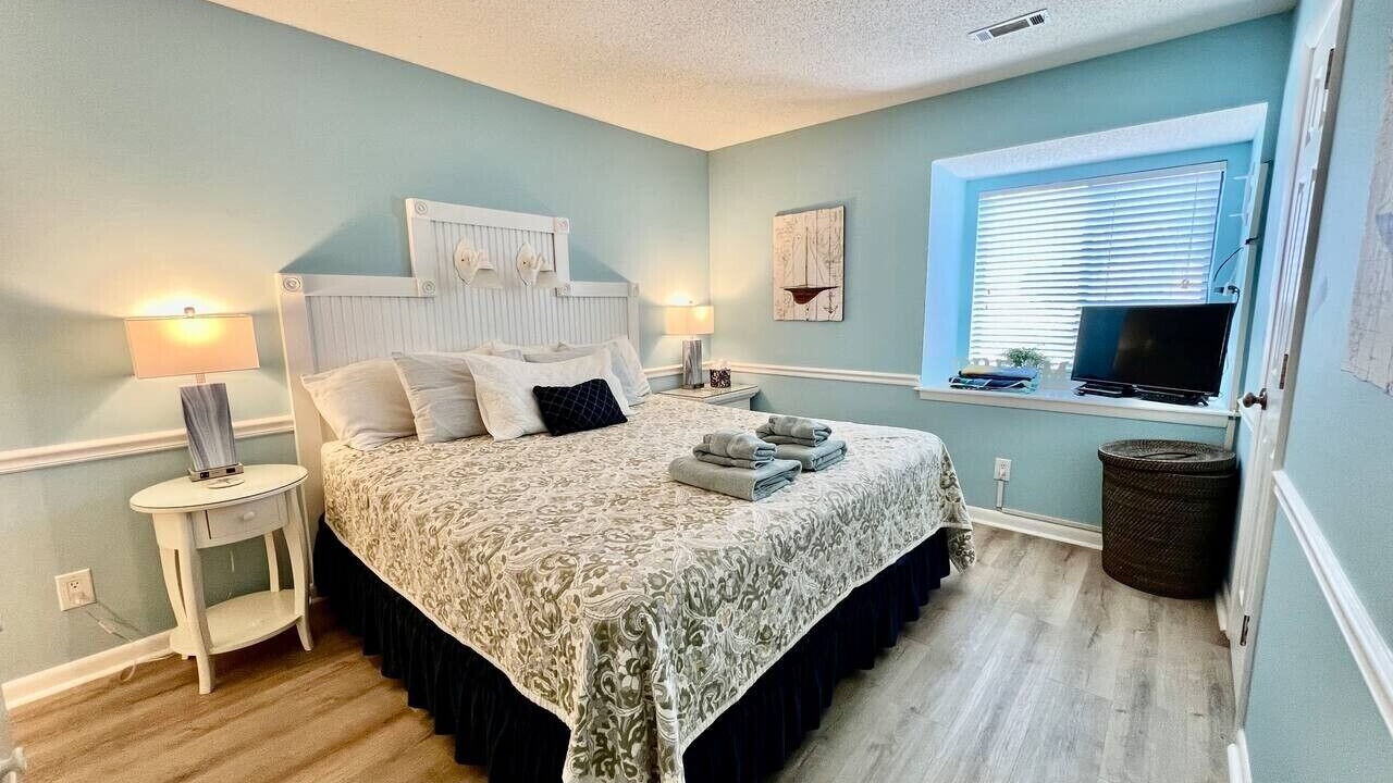 Photo of Bedroom in Saint Helena Island
